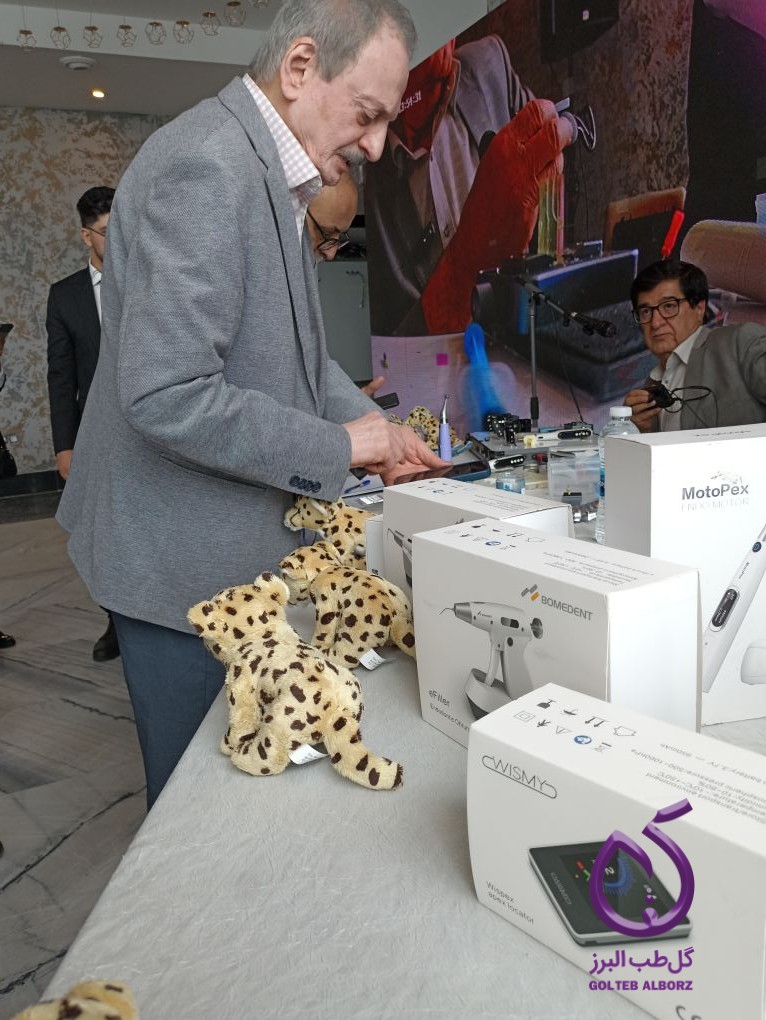 &laquo;ترکیب دقت و سرعت در آماده&zwnj;سازی ریشه با M3&raquo; با تدریس دکتر محمد اثنی&zwnj;عشری در سمپوزیوم اندو نوشهر ۱۴۰۴